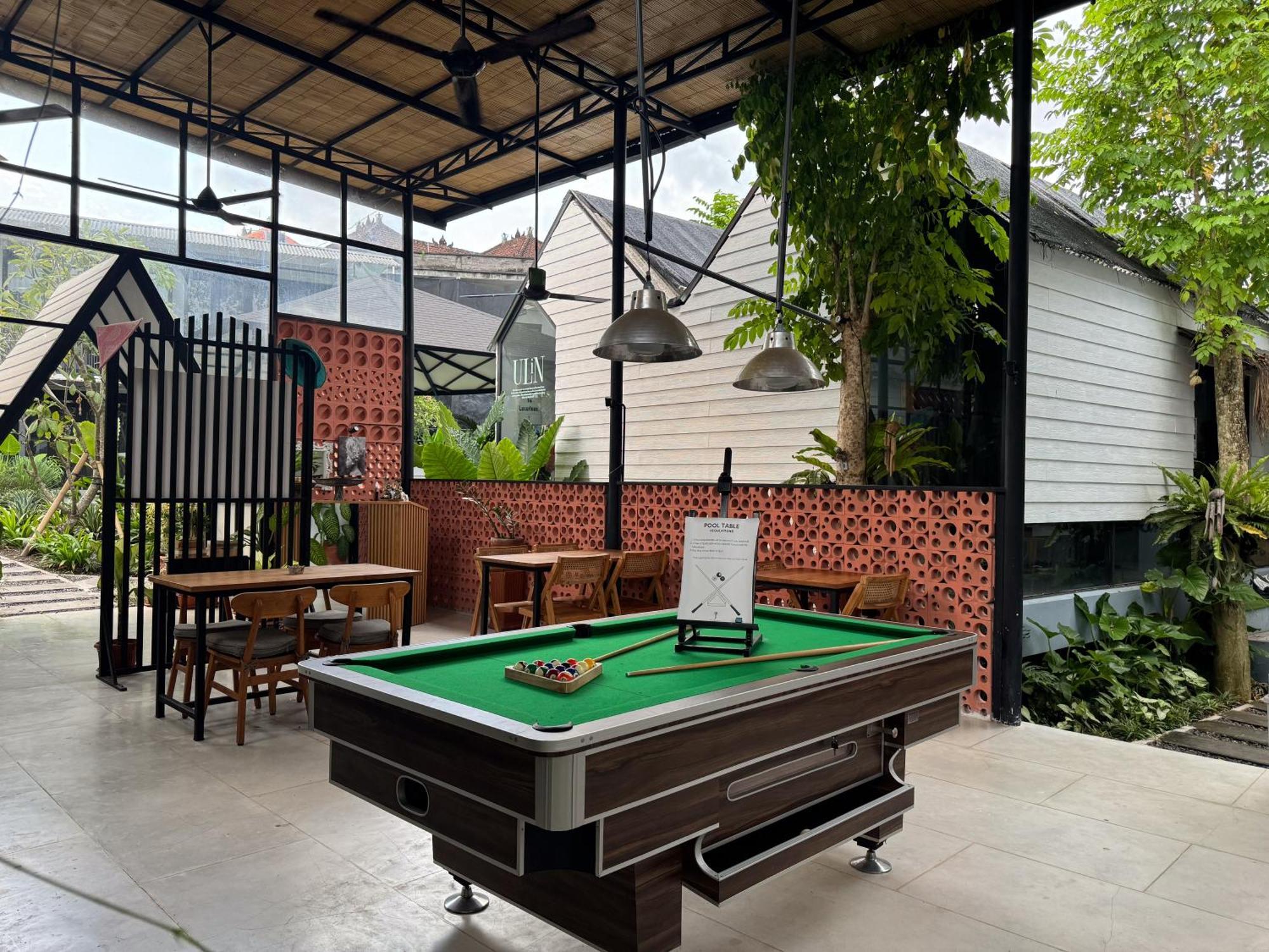 The Jungle Hostel Canggu Экстерьер фото