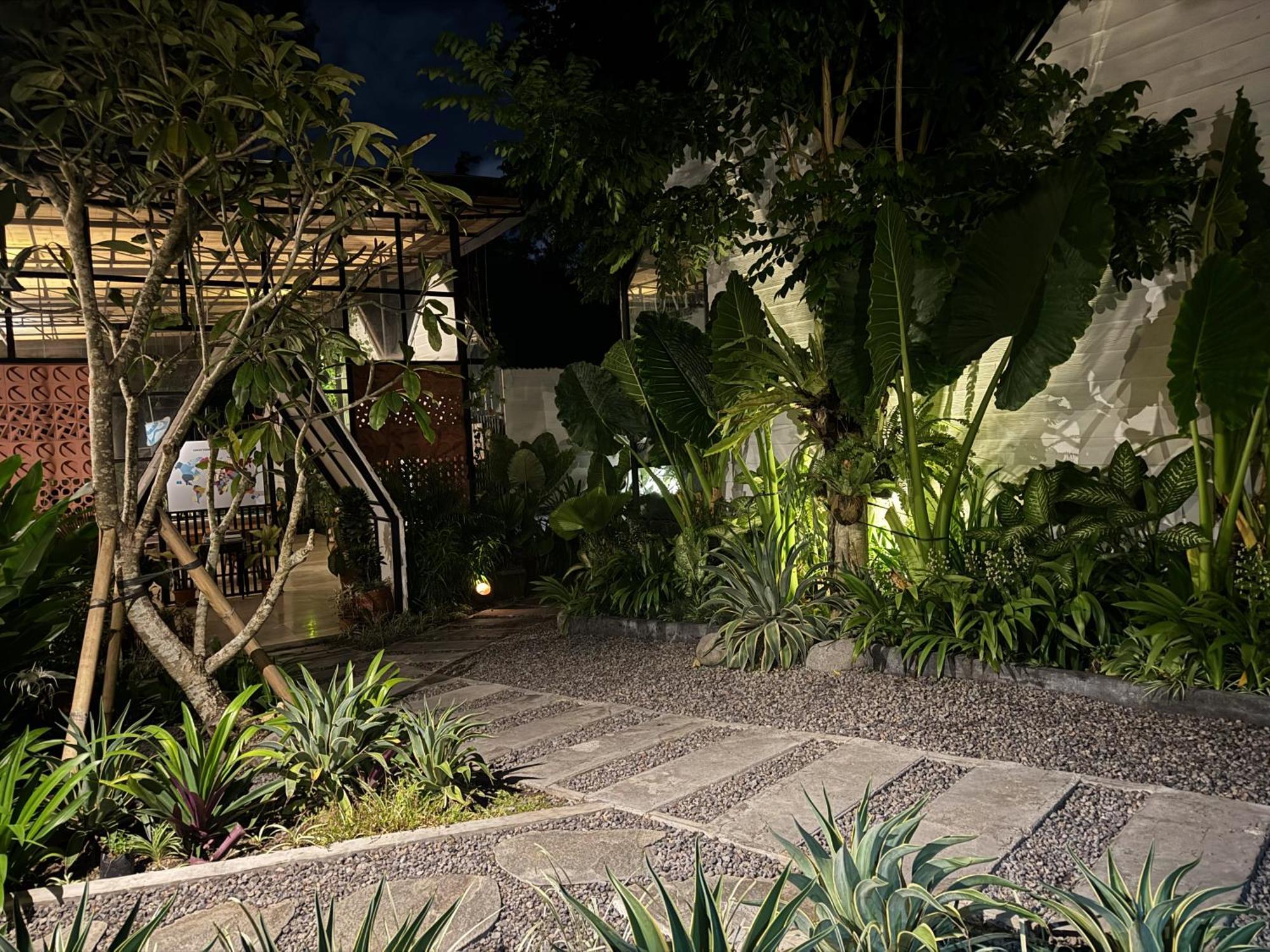 The Jungle Hostel Canggu Экстерьер фото