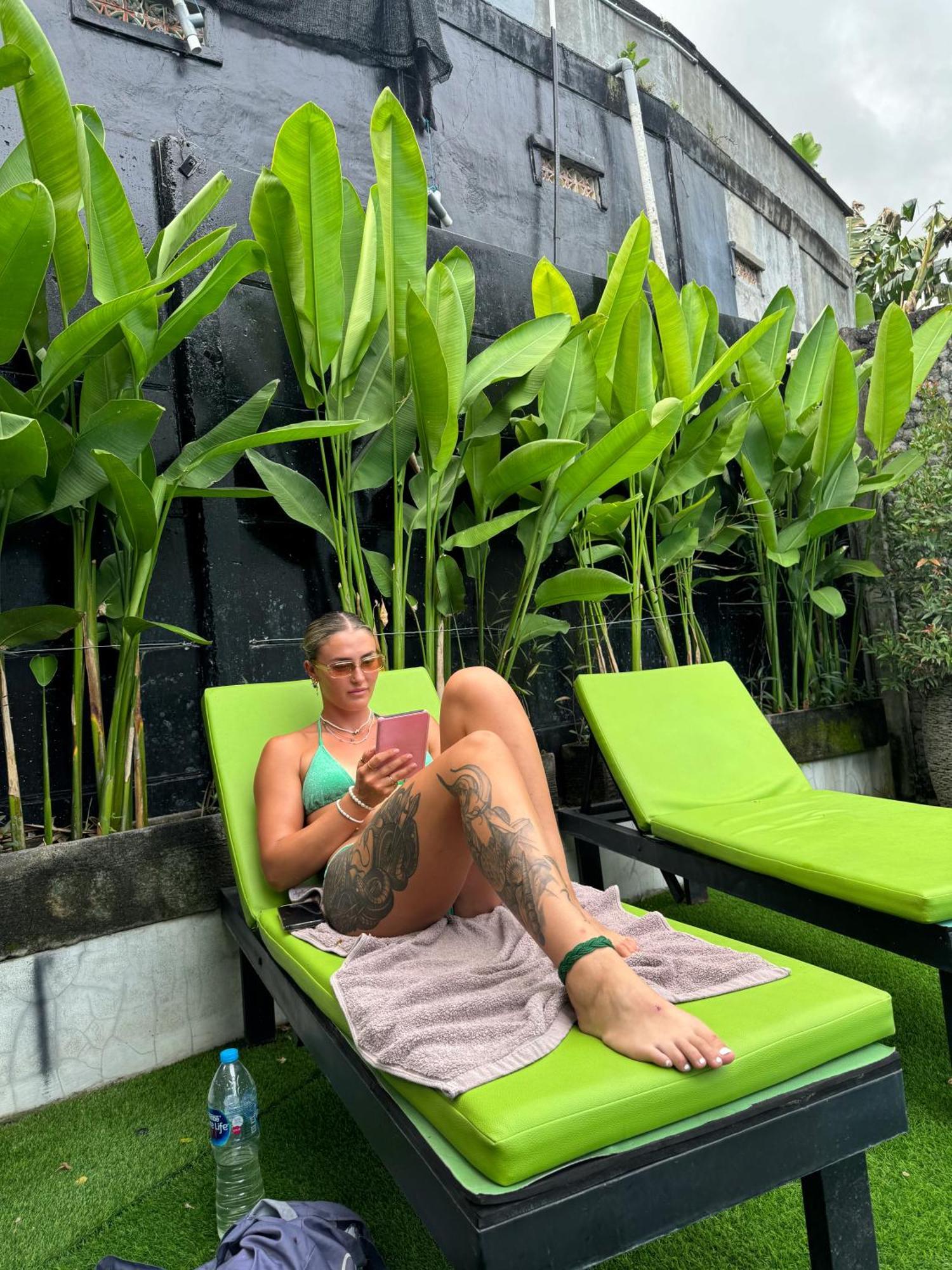 The Jungle Hostel Canggu Экстерьер фото